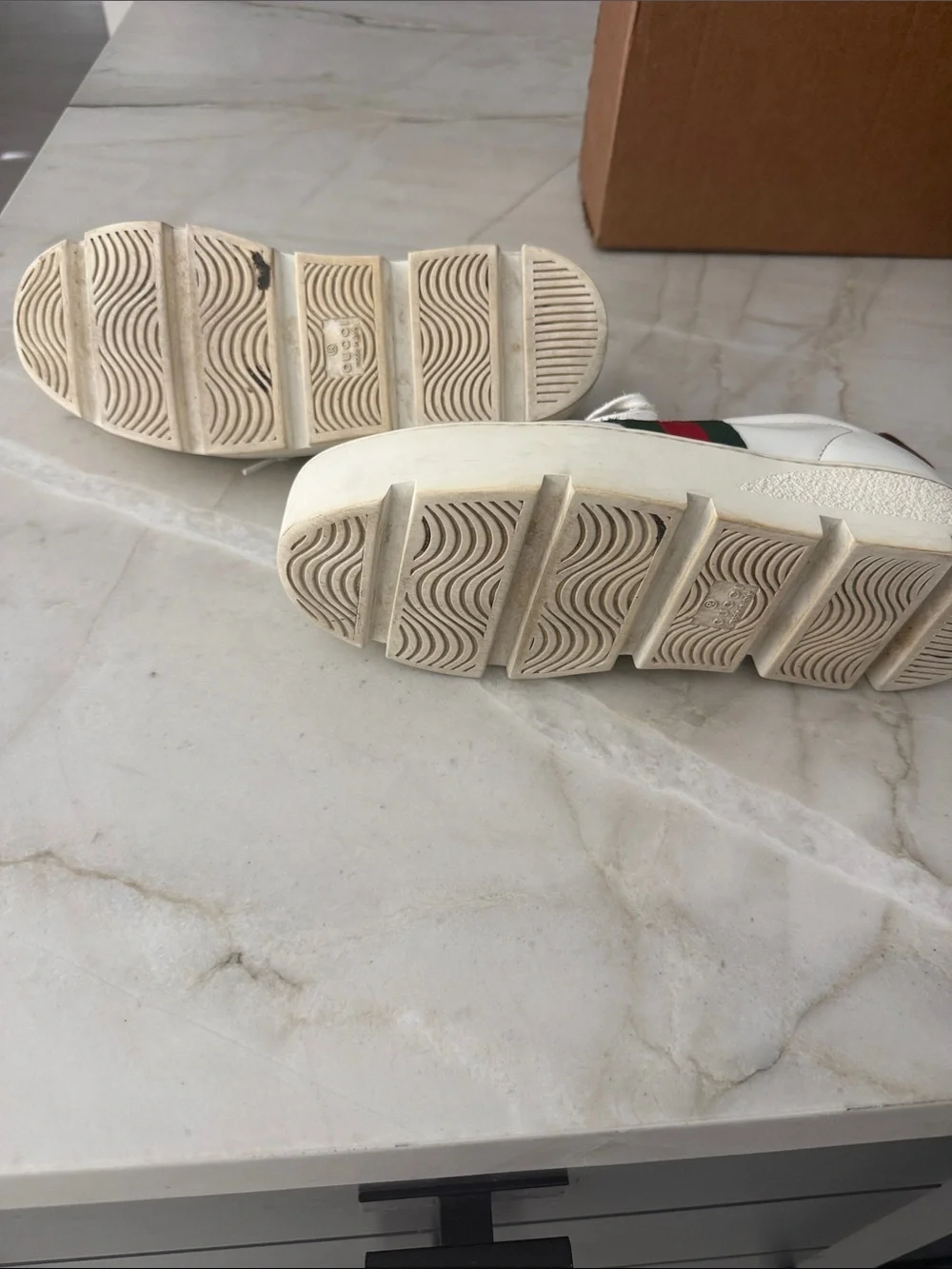 Gucci White Leather Sneakers with Green and Red Web